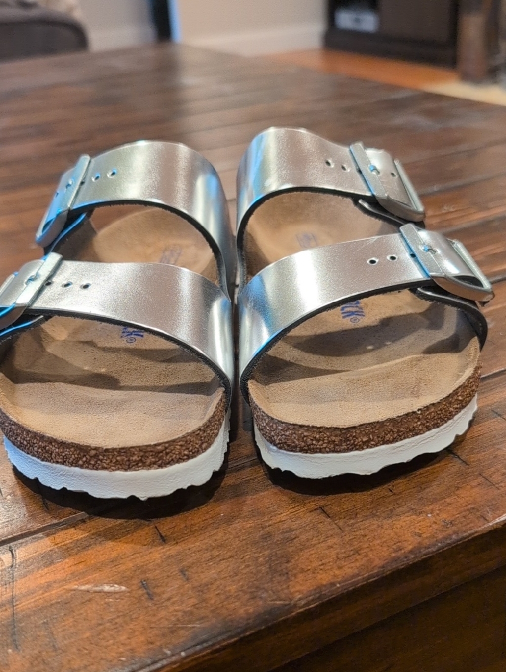 Birkenstock Arizona Metallic Silver Soft Footbed Narrow Width 37 Like New - Picture 5 of 13